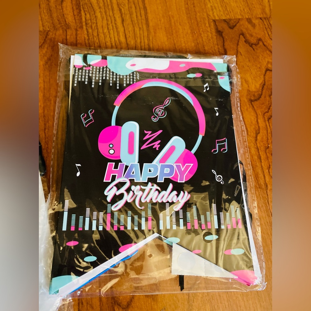 TikTok Party Decor Set - Picture 2 of 7